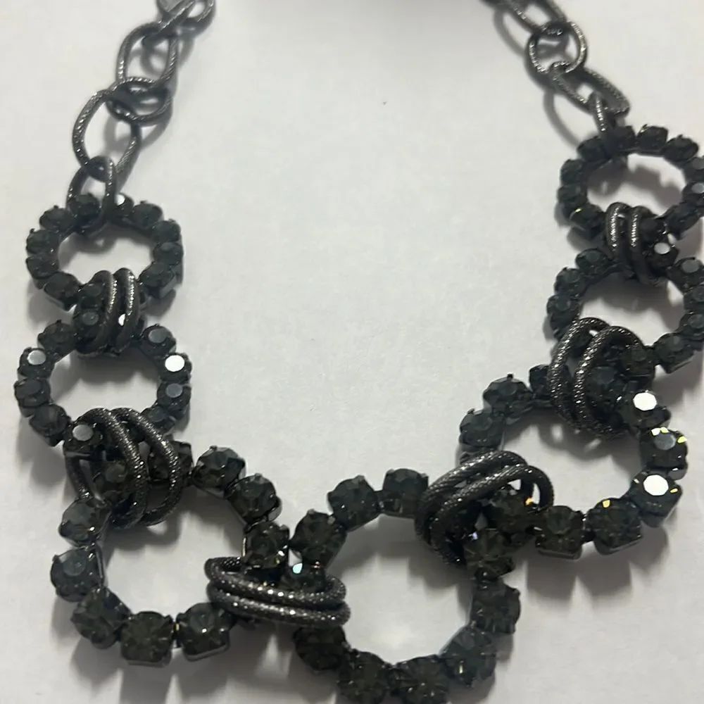 Gray necklace   - Picture 3 of 8